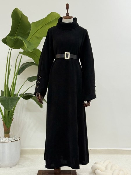 أسود